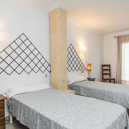 Ferienhaus Fuer 12 Personen Ca 400 M In Son Macia, Balearen Mallorca Eksteriør bilde